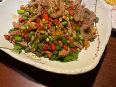 -钟掌勺忘不了地道湘菜(新天地假日广场店)