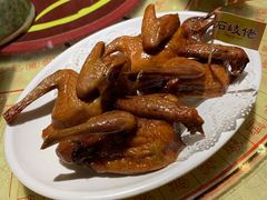 驰名石岐乳鸽-石岐佬中山菜馆(张溪店)
