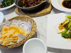 山笋回锅肉-峨嵋小镇·川菜(勒泰中心店)