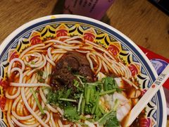 -鑫花溪牛肉米粉(人民广场店)