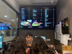 等位区-康师傅私房牛肉面(马泉营奥莱店)