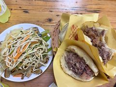 -闫家驴肉老店(华电一校店)