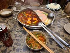 -肖肖酸萝卜鱼火锅(总店)