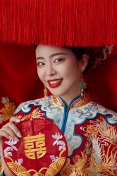 -雪中彩影婚纱摄影·微光艺术中心