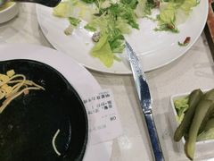 -汤姆家的牛排意面披萨(新城市广场店)