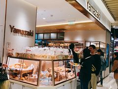 面包甜点陈列柜-山崎面包(静安久光店)