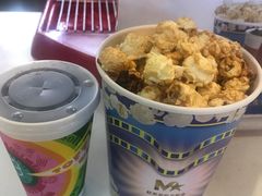 -德呈华业影城(爱琴海LUXE巨幕店)