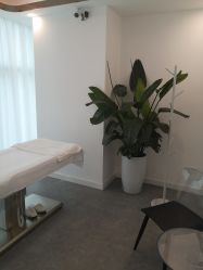 -芙芬芳·半永久纹眉（深圳旗舰店）