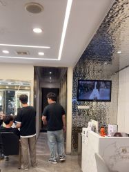 -蓝调造型·烫发·染发