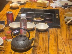 -老牌坊云南鱼豆花火锅(爱建店)