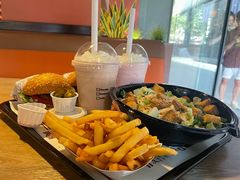 -The Habit Burger Grill 哈比特汉堡(复兴soho店)