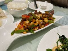 -黄家饺子东北特色菜馆(湖滨商业街店)