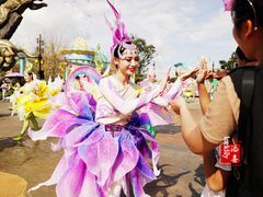 -七彩云南欢乐世界