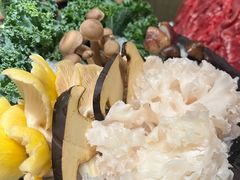 -山悦里 山野·鲜火锅(罗斯福广场店)