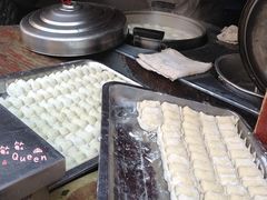 菜肉馄饨-古徽州馄饨店(宝安路店)