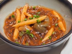 沙蒜烧豆面-荣轩(新荣记环球金融中心店)
