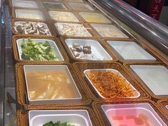 -尚品海鲜肥牛自助火锅(湖明店)