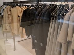 -COS(月星环球港店)