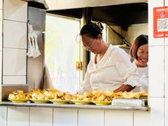 -丁红照水煎包胡辣汤