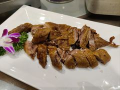 飘香卤鸡-黄泥岗·地道湖北菜(奥特莱斯店)