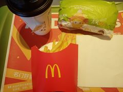 -麦当劳(虹梅路地铁站店)