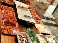 -玩坞轰趴馆·户外团建聚会主题生日派对馆(世豪广场店)