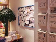 -猫的天空之城概念书店(杭州南宋御街店)