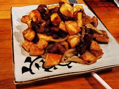 馕丁炒烤肉-疆Jiang·新疆秘制料理
