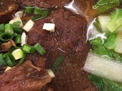 -尊品原汁牛肉面