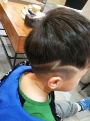 -马克叔叔儿童理发形象设计