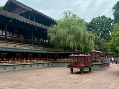 -峨眉山报国寺