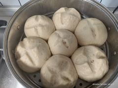 -苏州雏渐肥月嫂