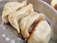 -黄阿姨锅贴大王(万航渡路店)