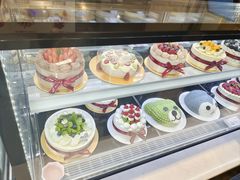 -花花卷卷·鲜食蛋糕(静安久光百货店)