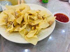 烧肉拼云吞-勒南公舍(龙江店)