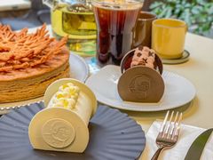 -潮一不贰·法式甜品·生日蛋糕·西式简餐(外滩店)