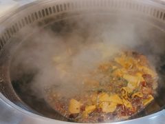 -哈尔滨烧烤·山河村铁锅炖(交大店)