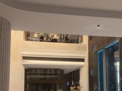 -浅深(世茂滨江精品店)