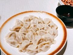 -耶里夏丽·新疆菜·28年喀什老馆(田林东路店)