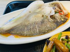 -荟选餐饮徐家汇社区食堂(徐虹北路店)