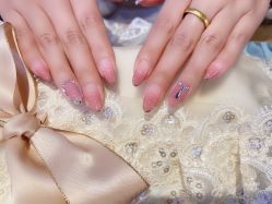 -沫儿·美甲美睫·半永久·皮肤管理