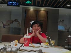 -海底捞火锅鲜切牛肉主题店(长寿路店)