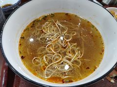 -百年老字号·观振兴蟹黄面·三虾面·苏式面(观前街富仁坊巷店)