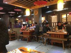 大堂-锅来乐地锅鸡(安亭店)