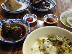 -张家巷美食(南浔店)