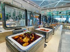 自助取餐区-绿岛港轩海鲜烤肉涮锅自助餐厅