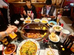 -鱼窝棚柴火铁锅炖(富山屯店)