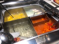 -海底捞火锅鲜切牛肉主题店(长寿路店)