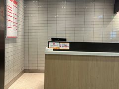-麦当劳(CP静安店)