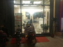 -汀洲酒店(苏州奥体中心地铁站店)